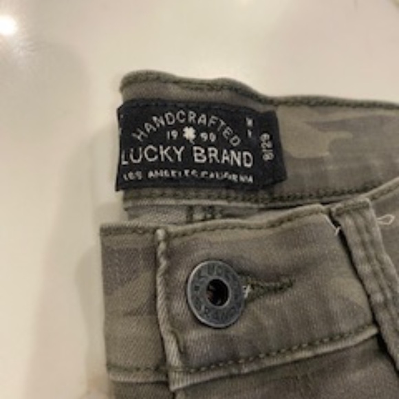 Lucky Brand Brooke Legging Jeans - Camo size 8/29 - Picture 5 of 6